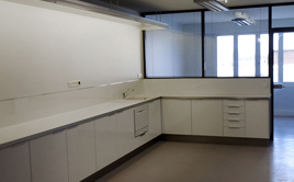 Laboratoire d'assemblage cognac à Gensac – architecte Bordeaux Chargy
